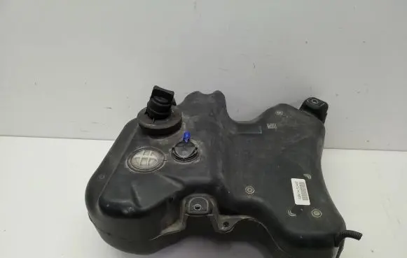 Volkswagen Jetta VI AdBlue liquid reservoir 5C0131877C 5Q0131969B