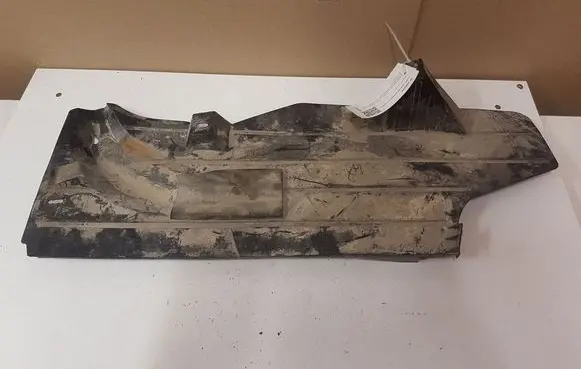 Volvo V40 Rear underbody cover/under tray 30681921