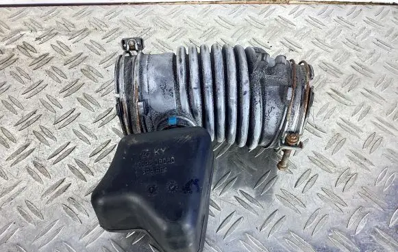 Intake resonator