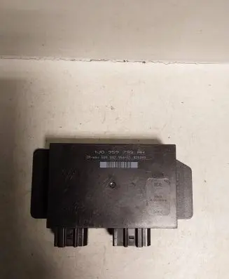 Volkswagen PASSAT B5 Central body control module 1J0959799AH 5DK00795451