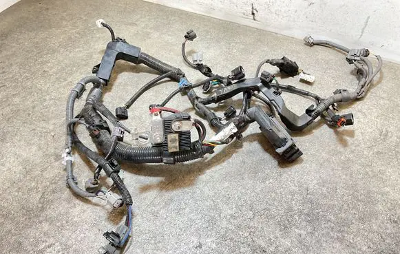 Toyota Yaris Engine installation wiring loom 828150H170