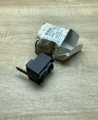 Volkswagen Caddy Headlight level height control switch 2K0941333A