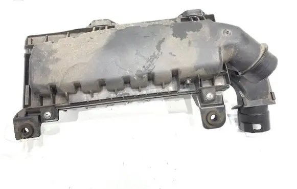 Opel Crossland X Air filter box 