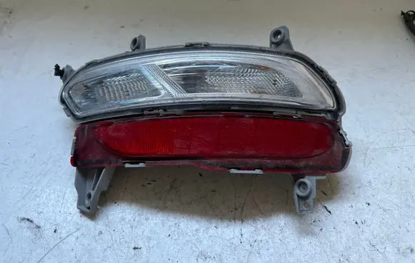 KIA Sportage Rear bumper light 