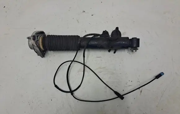 BMW X6 F16 Rear shock absorber/damper 6867867 6867864