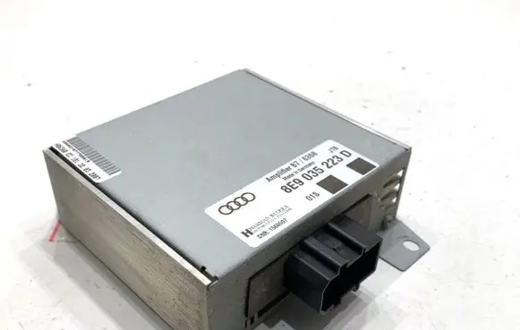 Audi A4 S4 B7 8E 8H Sound amplifier 8E9035223D
