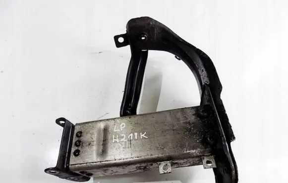 Mercedes-Benz E W211 Front bumper shock/impact absorber 