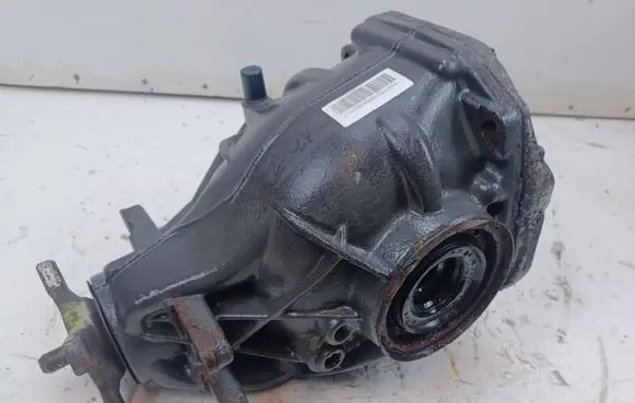Mercedes-Benz E W211 Rear differential A2303511808MERC 2303511808 A2193500400