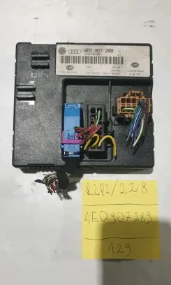 Audi A8 S8 D3 4E Comfort/convenience module 4E0907289 ORYGINAASO