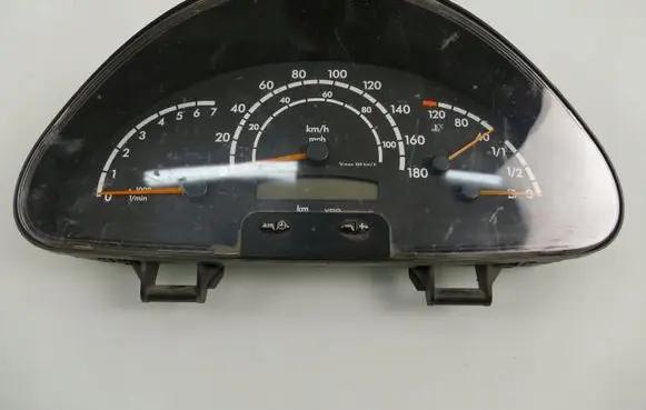 Mercedes-Benz Sprinter W901 W902 W903 W904 Speedometer (instrument cluster) A0014468621
