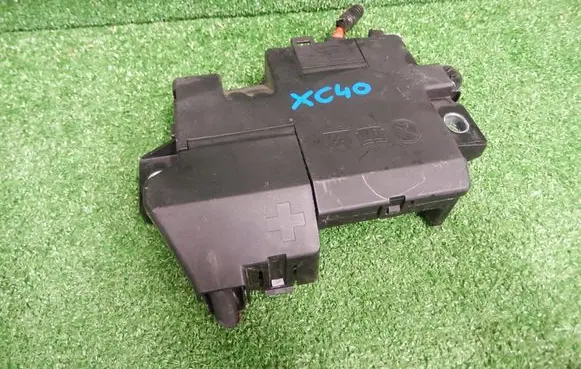 Volvo XC40 Positive wiring loom 32200334