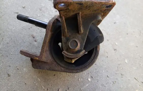 Hyundai Santa Fe Engine mount bracket