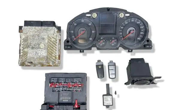 Volkswagen PASSAT B6 Engine ECU kit and lock set 03G906018CE 5WP45610AC 3C0937049J