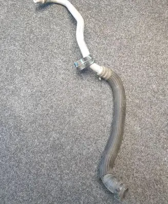 Chevrolet Camaro Engine coolant pipe/hose 84134905