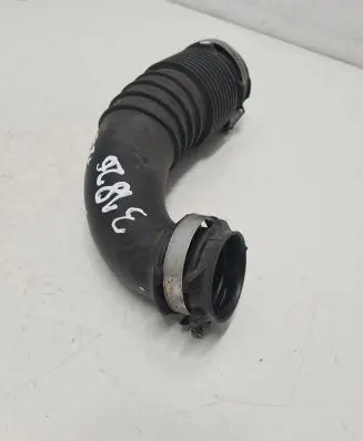 Dacia Sandero Air intake duct part 165781377R
