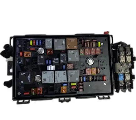 Opel Astra J Fuse box set 13313208QY