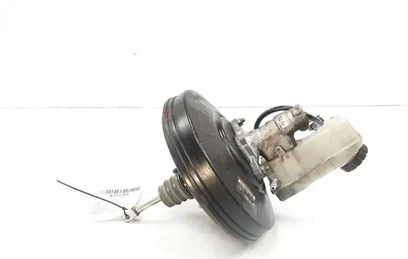Dacia Dokker Clutch master cylinder 472107999R