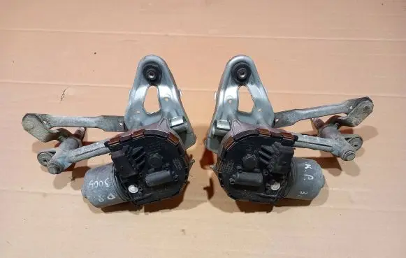 Peugeot 3008 I Wiper motor 9671062380 3397021289 3397021288
