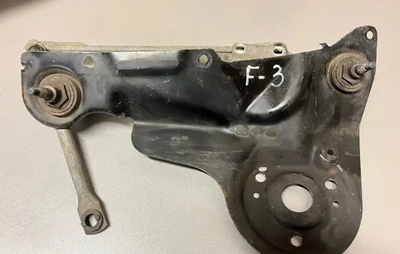 Ford Fiesta Front wiper linkage and motor 2S6111009AG Q7XVD 010908