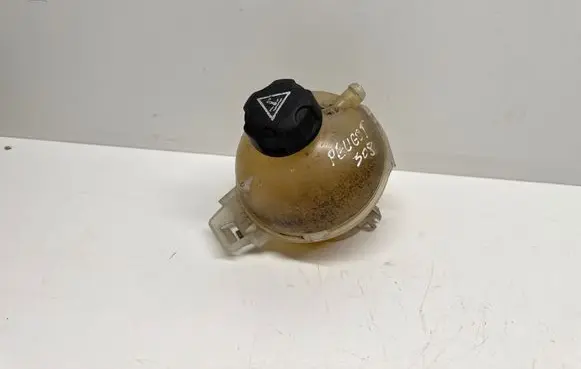 Coolant expansion tank/reservoir