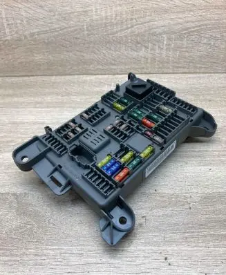 BMW X5 E70 Fuse module 518954020A 693168703 6114