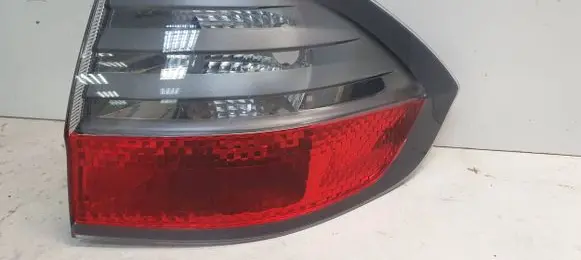 Ford S-MAX Rear/tail lights