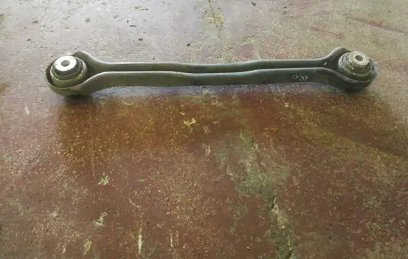BMW 1 E82 E88 Rear upper control arm/wishbone