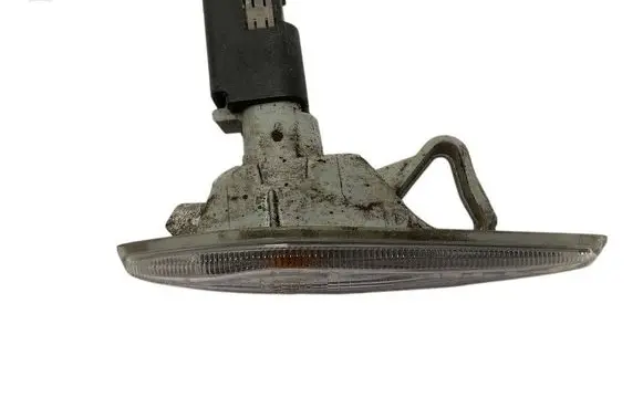 Mazda 6 Front fender indicator light P7389r K2442