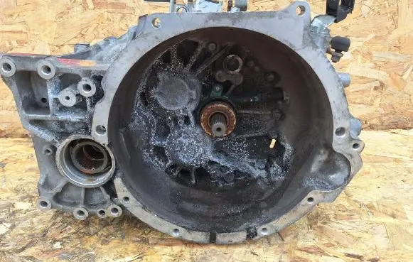 Mitsubishi Outlander Manual 5 speed gearbox W6MBA-1-RRZ