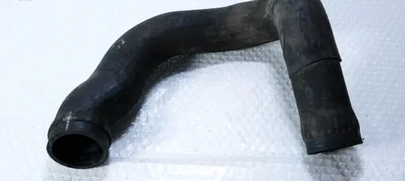 Audi A6 S6 C5 4B Intercooler hose/pipe 4B0145746E