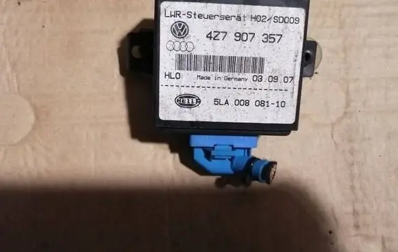 Volkswagen PASSAT B5.5 Light module LCM 4Z7907357