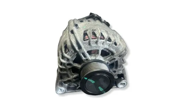 Ford Kuga II Generator/alternator AV6N10300MD