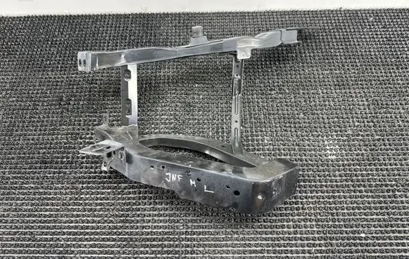 Infiniti M Headlight/headlamp mounting bracket 