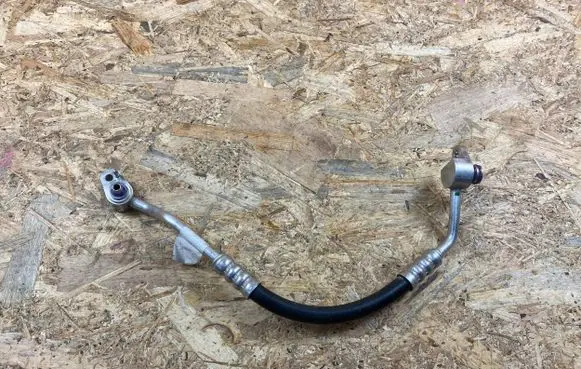 Jaguar I-Pace Air conditioning (A/C) pipe/hose J9D319F652A5