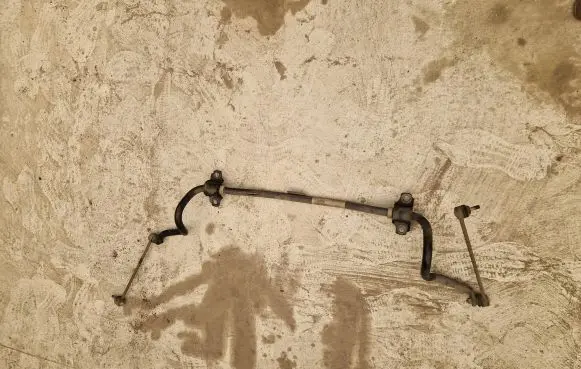 Volvo XC60 Front anti-roll bar/sway bar 31340516