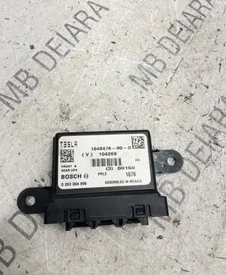 Tesla Model S Parking PDC control unit/module 104847600D