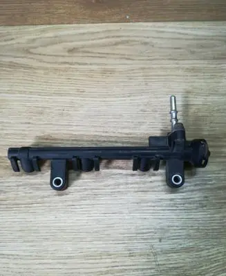 Toyota Yaris Fuel main line pipe