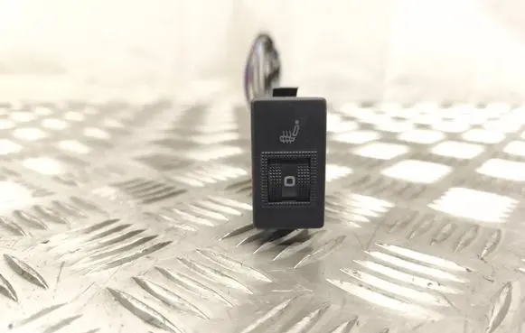 Audi A8 S8 D2 4D Seat heating switch 4D0963563B