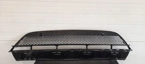 Mercedes-Benz GLC X253 C253 Front bumper lower grill
