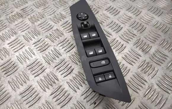 Peugeot 308 Electric window control switch 98349233ZD