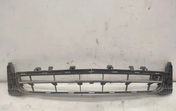 Opel Insignia A Front bumper lower grill