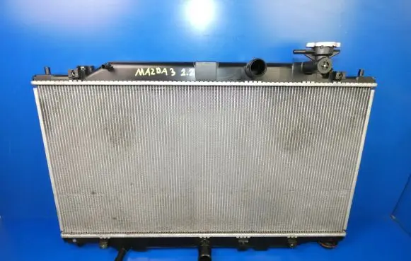 Mazda 3 II Coolant radiator 2230003371