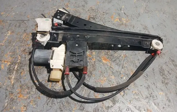 Ford S-MAX Front door window regulator with motor 0130822287