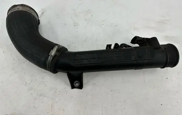 Volvo V40 Intercooler hose/pipe 31422153 31338545 31405341