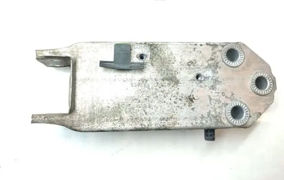 BMW 5 GT F07 Radiator support slam panel bracket 9348CH8088
