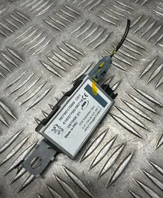 Opel Grandland X Aerial antenna amplifier 9678017080 28709E01 31637700
