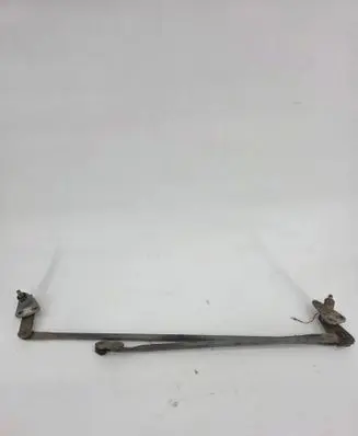 Mitsubishi Pajero Front wiper linkage 