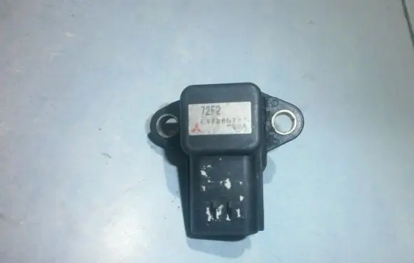 Suzuki Ignis Air pressure sensor e1t26571a 72f2