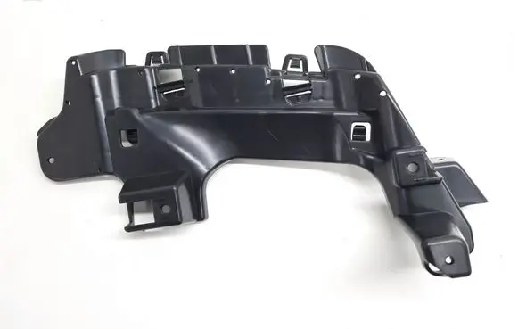 Mercedes-Benz GLC C253 Front bumper mounting bracket A2538850106