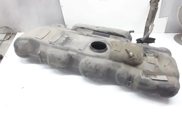 Mercedes-Benz Sprinter W901 W902 W903 W904 Fuel tank 9014710198